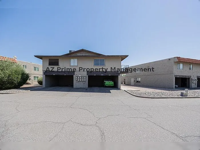 2 bed, 1.0 bath, 880 sqft, $1,495 — Photo 3