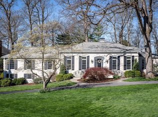 245 Fairway Dr, Harrisonburg, VA 22802