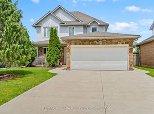 206 Confederation Ave, Thorold, ON L2V 5A2