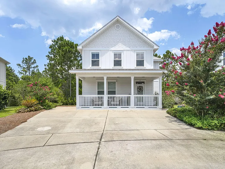 61 Oakley Ct — Photo 32