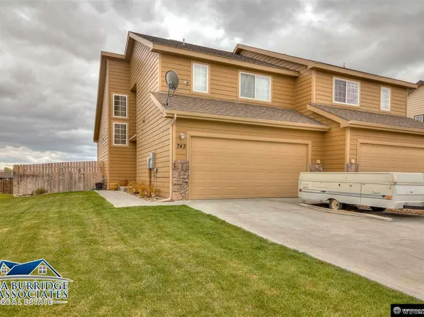 743 Reshaw Cir, Evansville, WY 82636