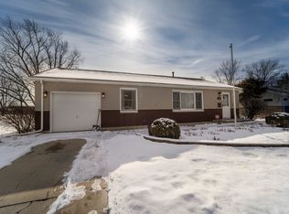 125 Chandler Ln, Hoffman Estates, IL