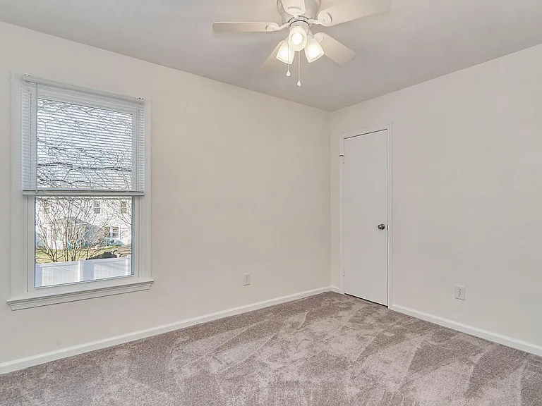 1221 Garth Ct — Photo 15