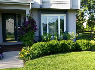 3942 Wheatlands Rd, Sylvania, OH 43560