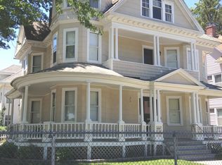 358 Dickinson St, Springfield, MA 01108