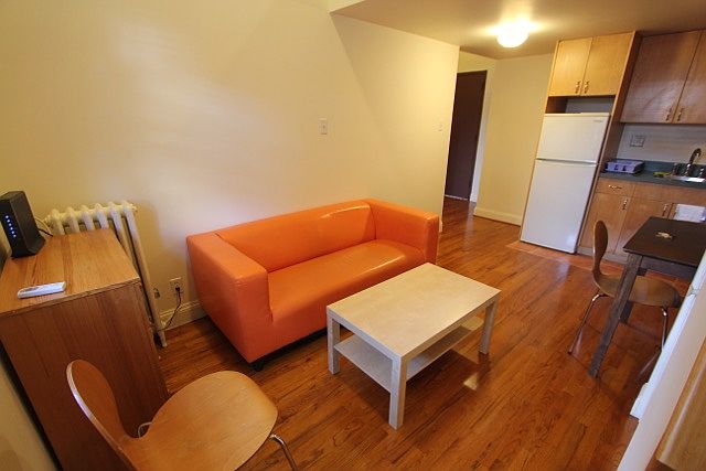 1st image of 78 Washington Pl APT 4F
