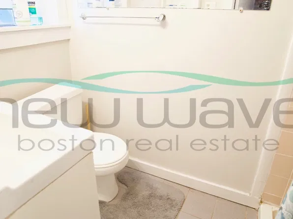 46 Garden St APT 4, Boston, MA 02114