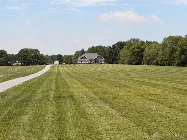 3479 Addison New Carlisle Rd, New Carlisle, OH 45344