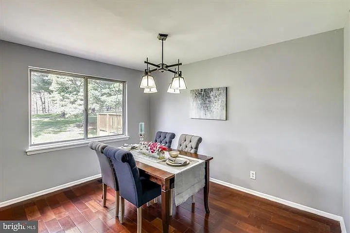 324 W Deer Park Rd — Photo 8