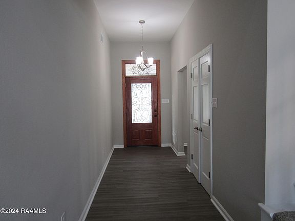 4th image of 702 Astor Place Dr
