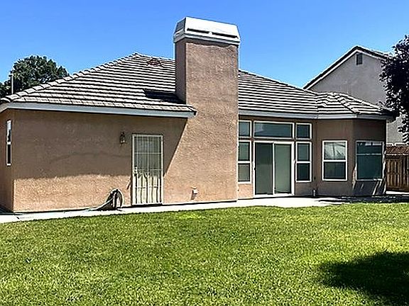 2nd image of 2104 Kennedy Ct