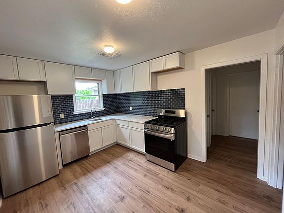 Upgraded kitchen - Microwave to be added