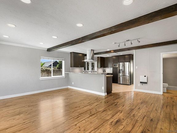 3rd image of 5160-66 N 69th St