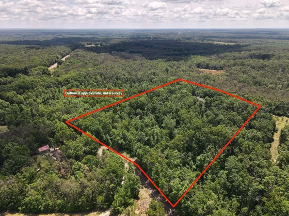 275 Mockingbird Ln, Savannah, TN 38372