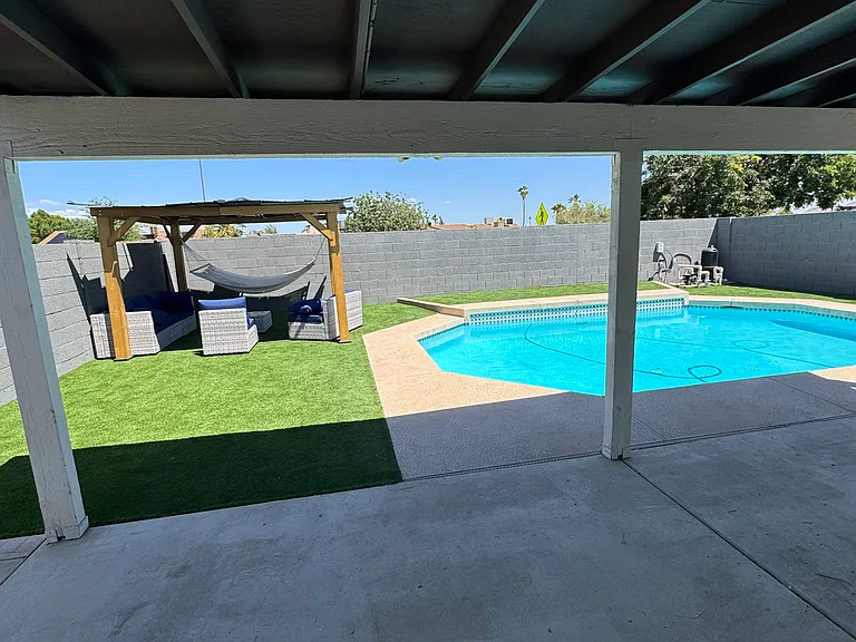 8575 N 107th Dr — Photo 13