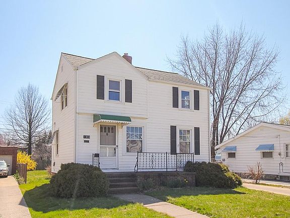 2nd image of 19030 Monterey Ave