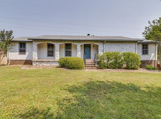4024 Lake Pkwy, Hermitage, TN 37076