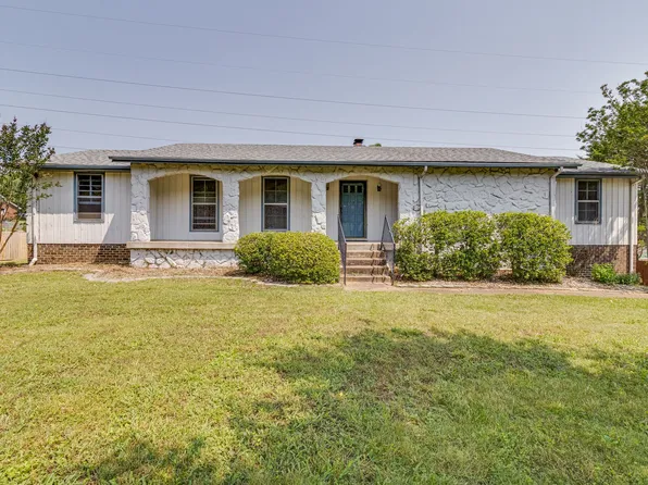 4024 Lake Pkwy, Hermitage, TN 37076