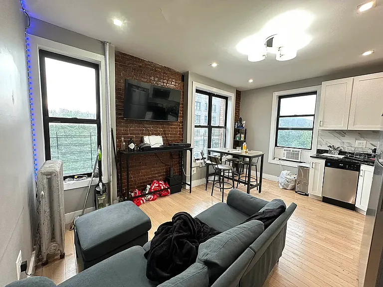 616 W 184th St #32 — Photo 3