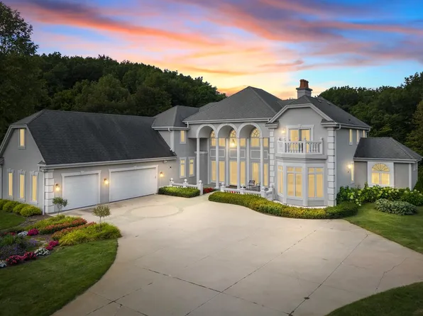 4482 Kettlewood COURT, Slinger, WI 53086