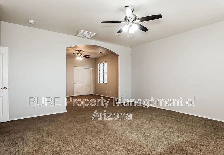 43558 W Oster Dr — Photo 11