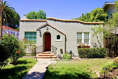 212 Gilbert Ave Photo 1