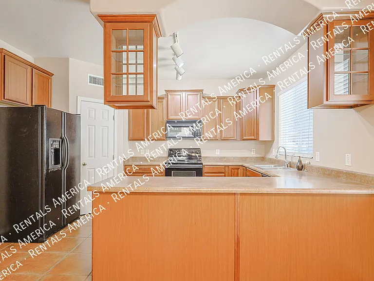 35101 N 30th Ln — Photo 10
