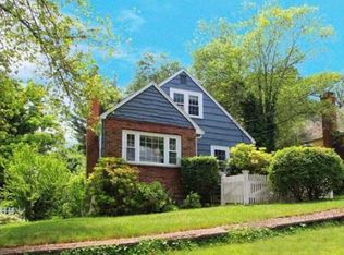 16 Chester Ave, Westwood, MA 02090