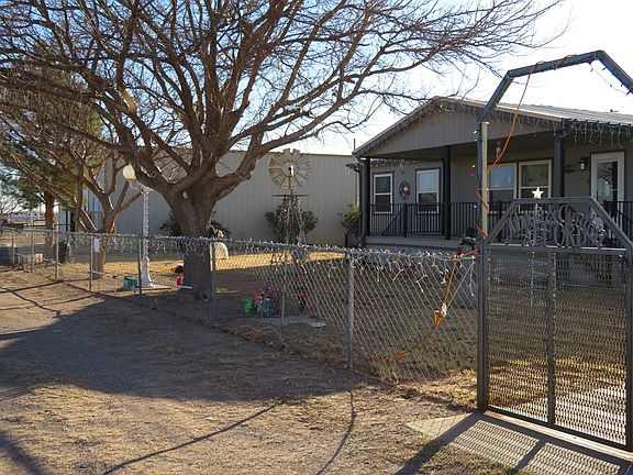 5th image of 8125 W Larry Ln