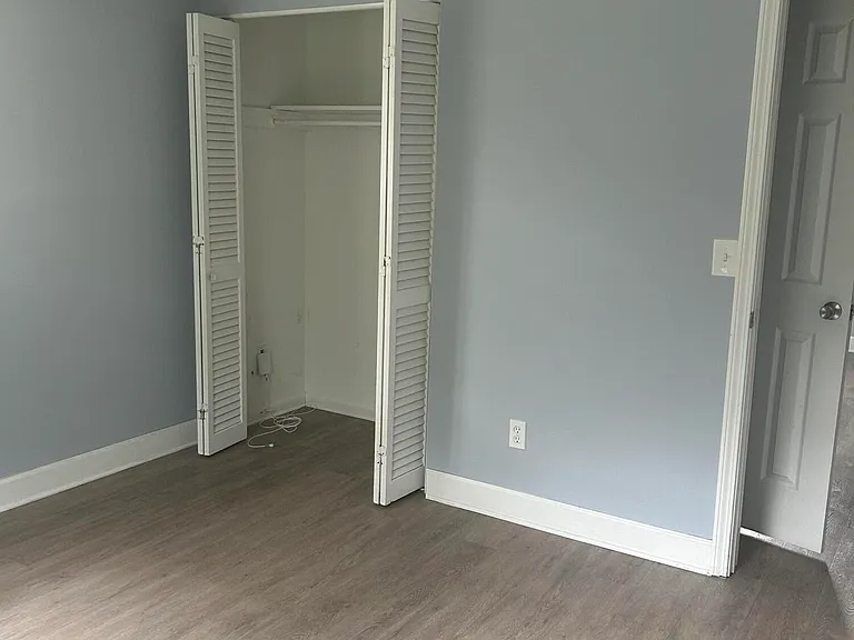 2834 Goldenrod Cir E — Photo 16