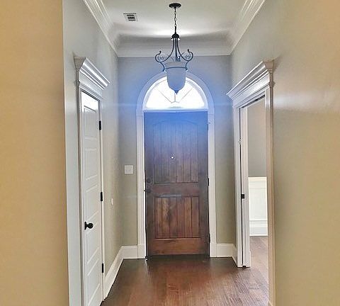4th image of 3528 Walstine Ln