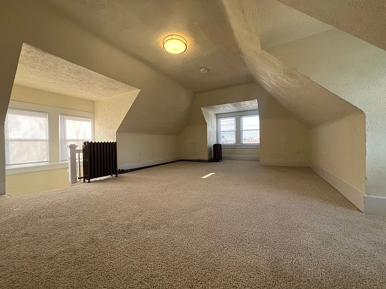410 Parkwood Rd — Photo 22
