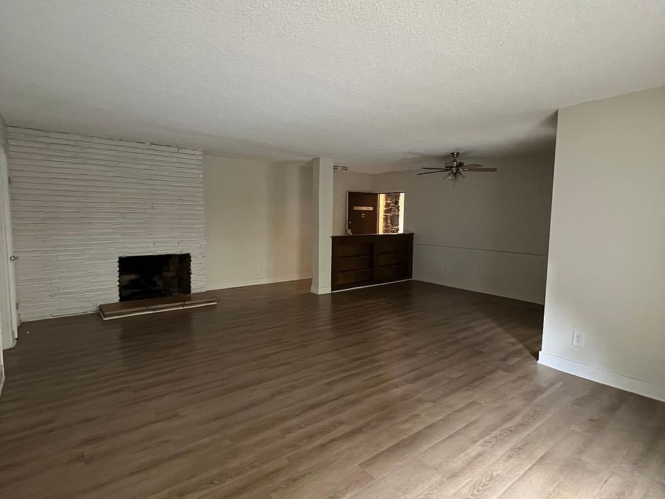 1st image of 4949 Tyrone Ave APT 7A