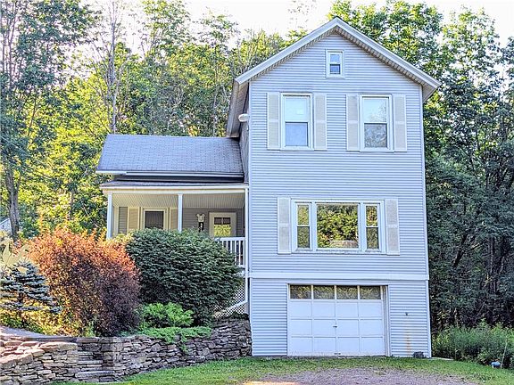 3rd image of 378 Bell Hill Rd