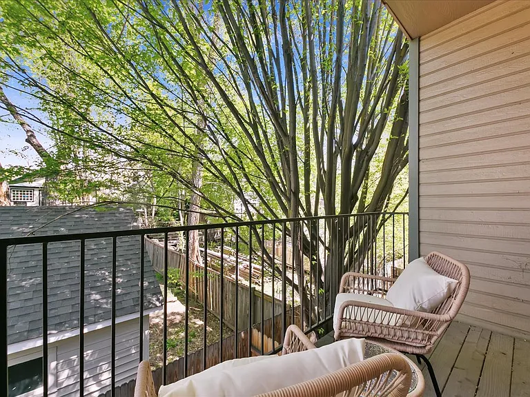 150 S Straughan Ave — Photo 41
