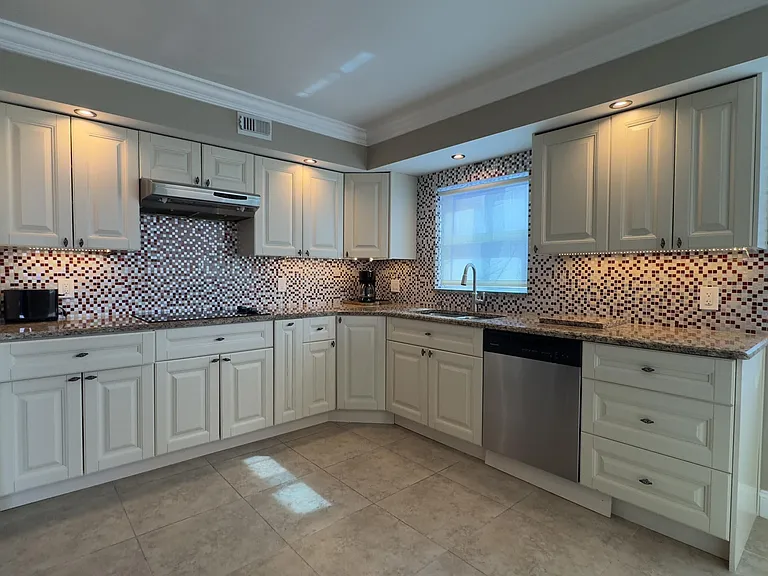 5200 N Ocean Blvd #511A — Photo 5
