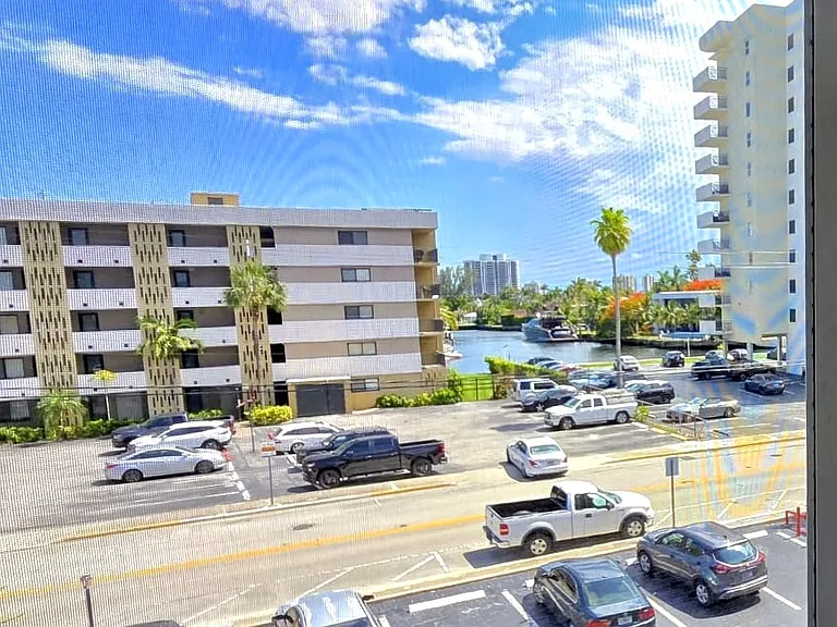300 Golden Isles Dr #304 — Photo 16