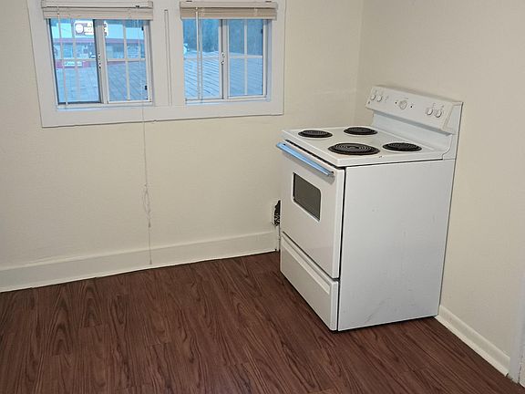5th image of 5423 S Zarzamora St Ste 202