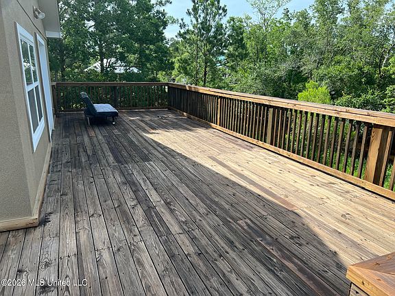 2nd image of 2035 Galere Rd