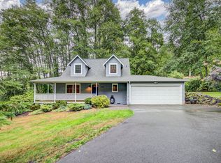 11700 Two Creeks Rd NE, Bainbridge Island, WA 98110