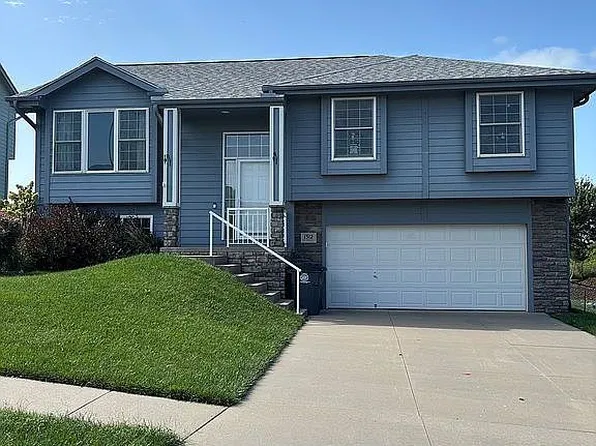 1312 N Lenox Cir, Council Bluffs, IA 51503
