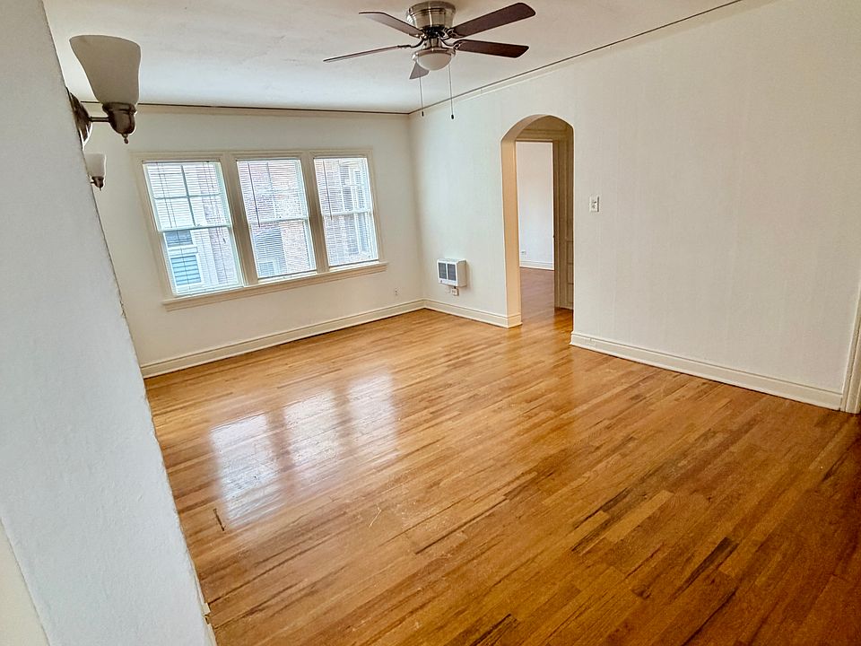 1st image of 1275 N Washington St APT 10