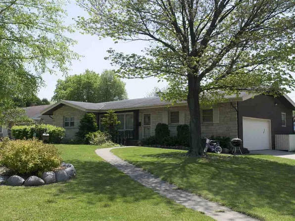 2605 E State St, Rockford, IL 61108