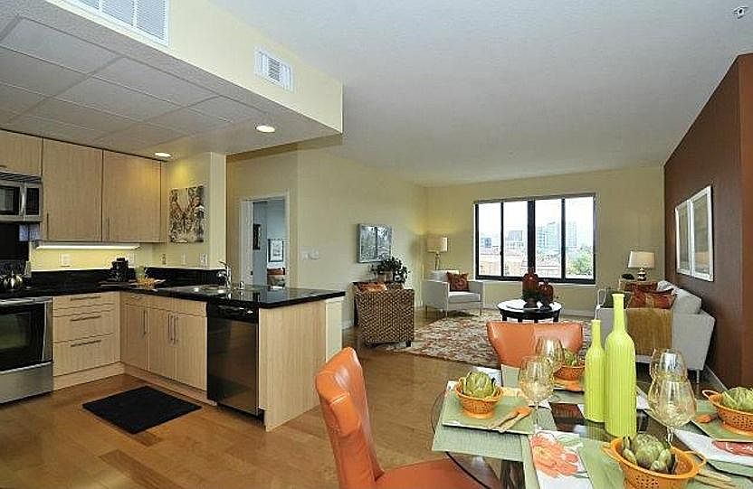 1st image of 88 Bush St Unit 3175