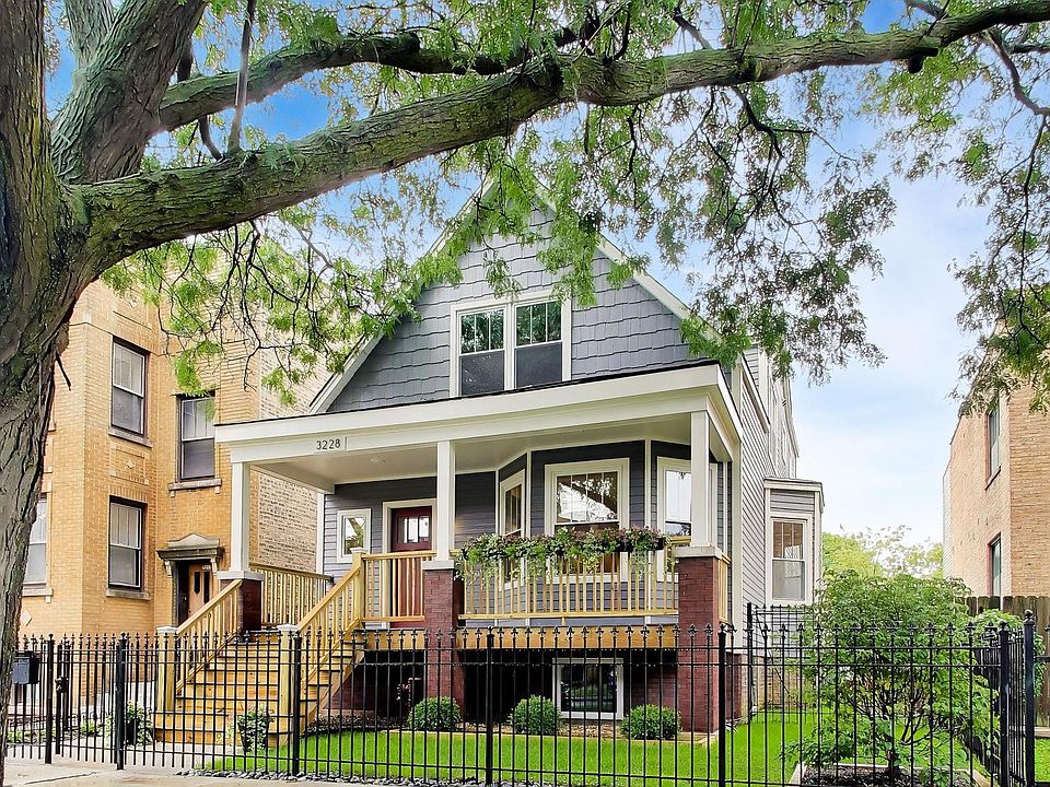 1st image of 3228 W Warner Ave