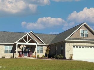 162 Windsor Ct, Hampstead, NC 28443