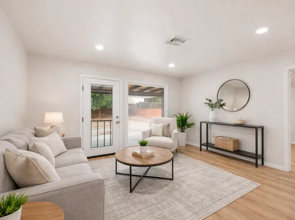 5162 Ewing St, San Diego, CA 92115