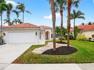 4979 Garden Dr, Delray Beach, FL 33445