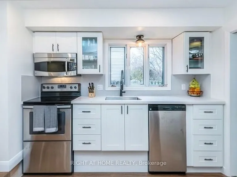 90 Chapple Hill Rd S #UPPER — Photo 6