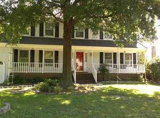 705 Harris Point Dr, Virginia Beach, VA 23455